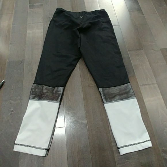 90 degrees activewear leggings - Picture 2 of 3